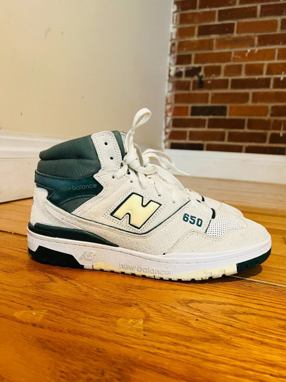 New Balance 650R Mens White Green BB650RVG Sneaker Size 9.5